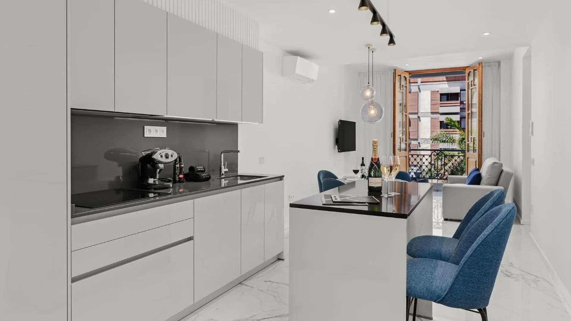 아파트 7 Luxury Suites By Karat 산타크루스데 테네리페