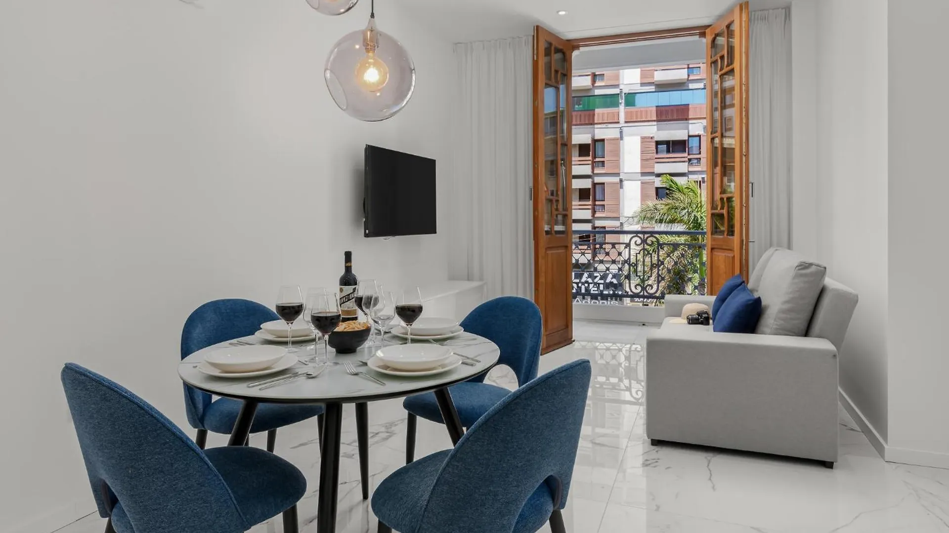 7 Luxury Suites By Karat Santa Cruz de Tenerife Apartment